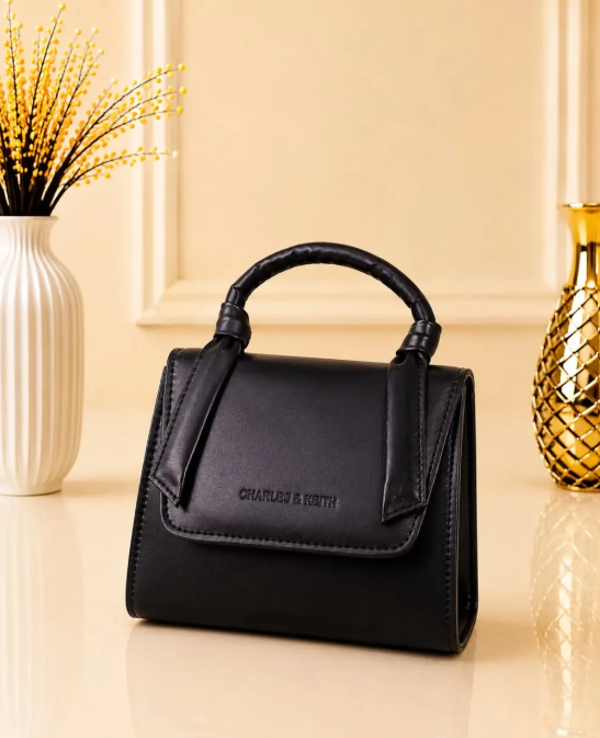 Women's Leather Plain Hand Bag